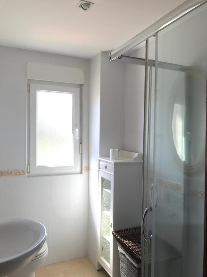 Apartamento Con Terraza Primera Linea De Playa Finisterre Bagian luar foto