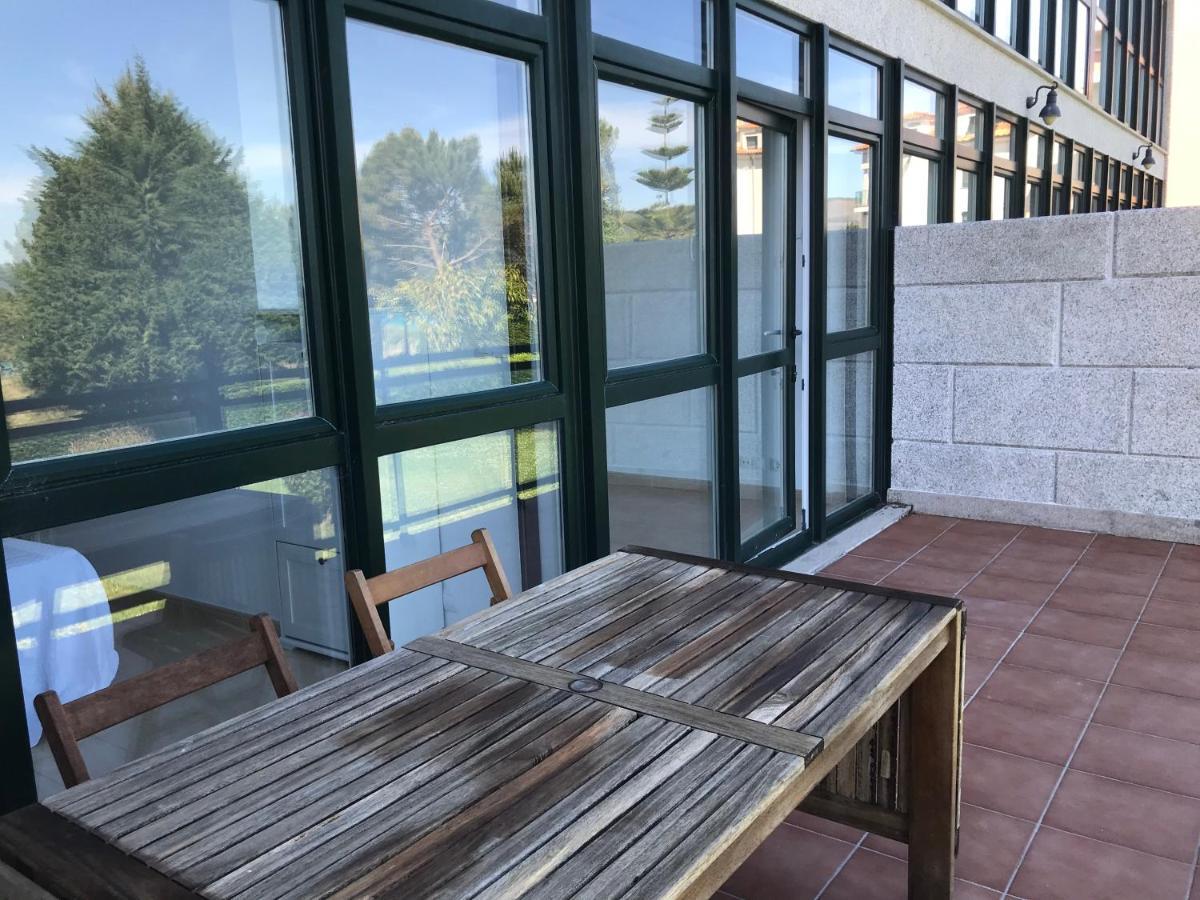 Apartamento Con Terraza Primera Linea De Playa Finisterre Bagian luar foto